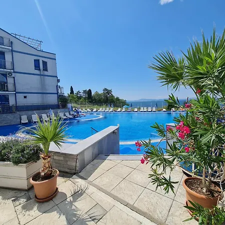 Апарт-отель Blue Bay Palace Complex
