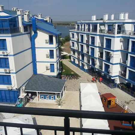 Апарт-отель Blue Bay Palace Complex 2*
