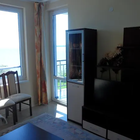 Blue Bay Palace Complex Apartmanhotel 3*