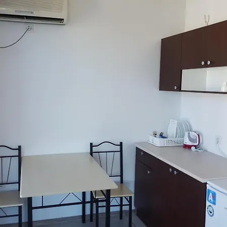 Blue Bay Palace Complex Aparthotel 3*