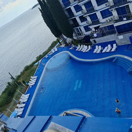 Blue Bay Palace Complex Поморие