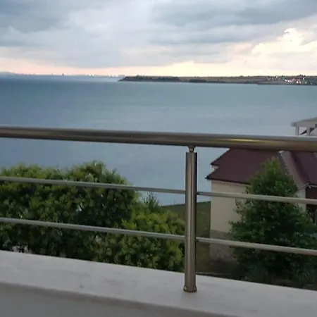 Апарт-отель Blue Bay Palace Complex 2*