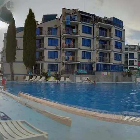 Blue Bay Palace Complex Апарт-отель